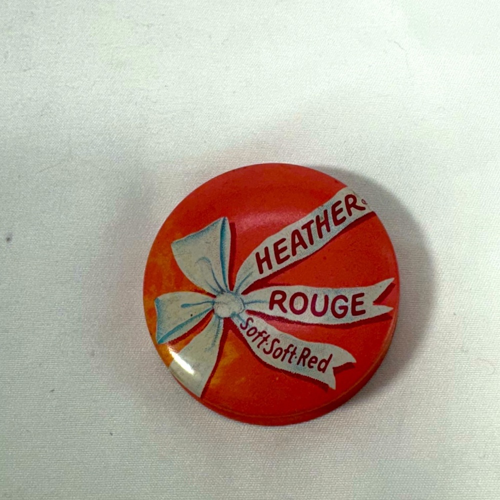 VTG mid century Whitehall cheek rouge/blush